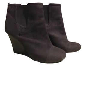Old navy brown wedge booties